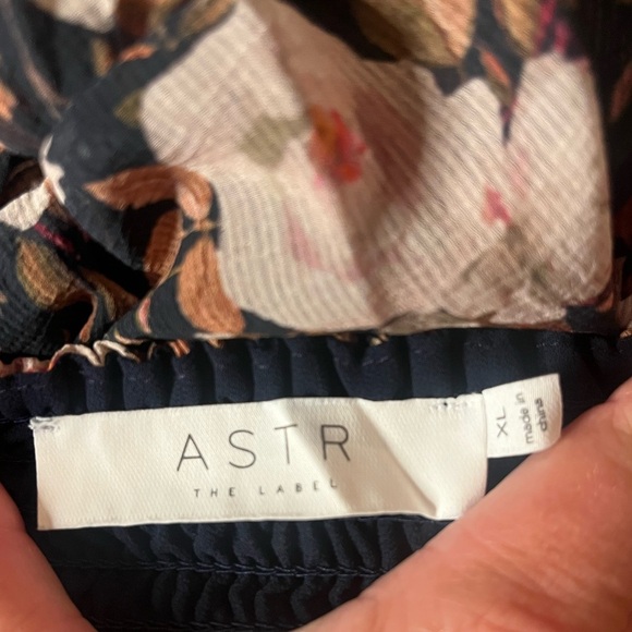 ASTR the Label NWOT Alayna Dress. Size XL - Picture 5 of 6